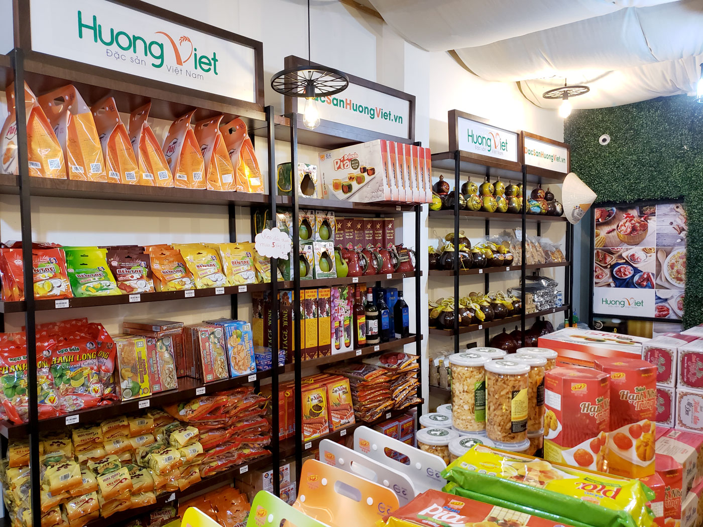 Cửa hàng đặc sản miền tây ở sài gòn