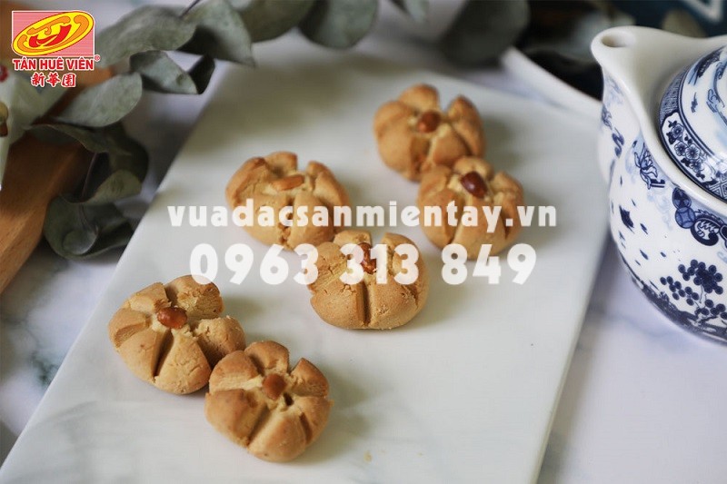 bánh kẹo làm quà tết